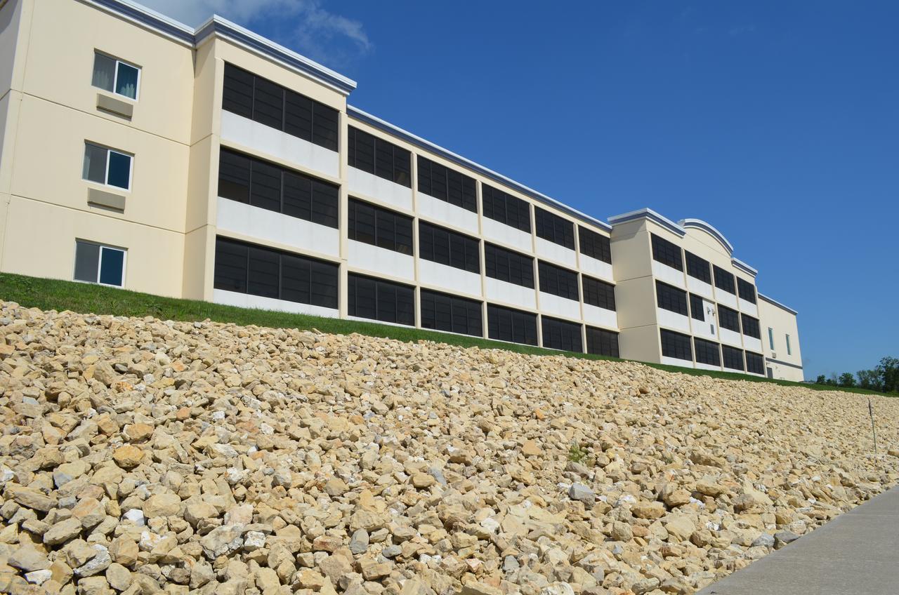 Baymont By Wyndham Bellevue Hotel Luaran gambar