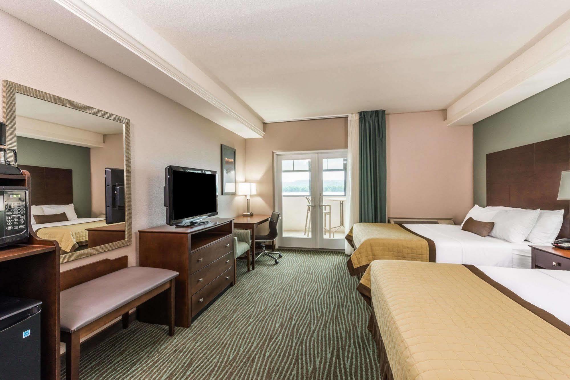 Baymont By Wyndham Bellevue Hotel Luaran gambar